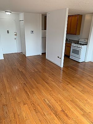 2nd image of 3412 113th St APT 12E