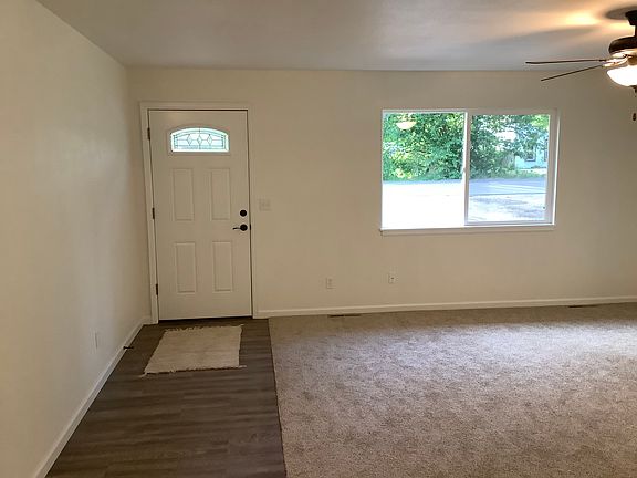 2nd image of 619 N Pikes Peak Ave