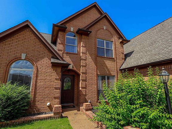 2nd image of 8510 Wolf Trace Ln