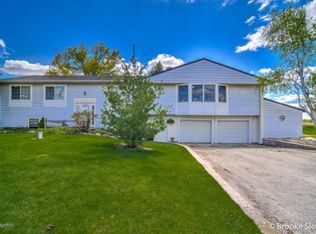 4211 Laurel Dr, Lake Odessa, MI 48849