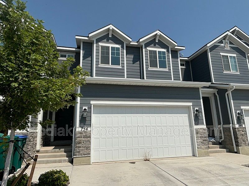 1st image of 754 N Hilltop Dr