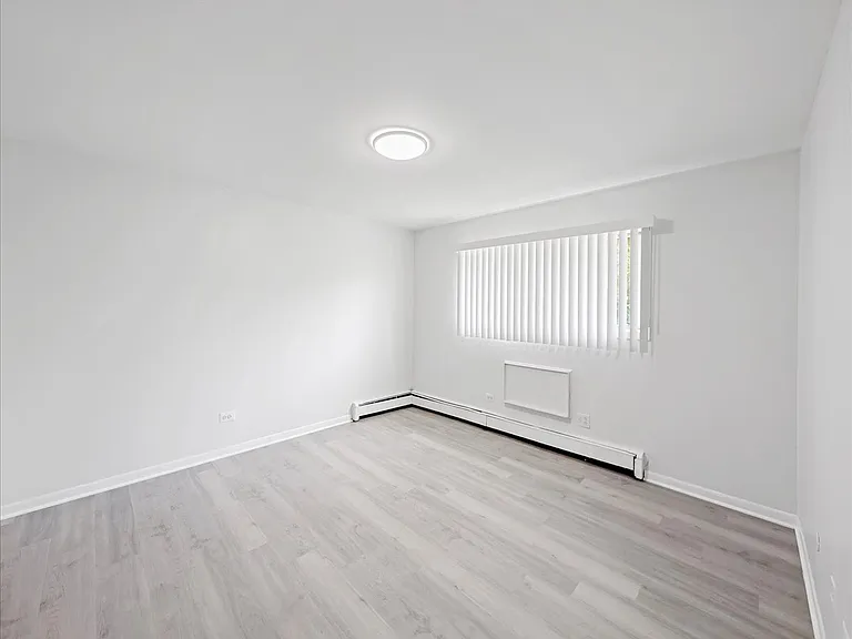 700 McKinley Ave #206 — Photo 10