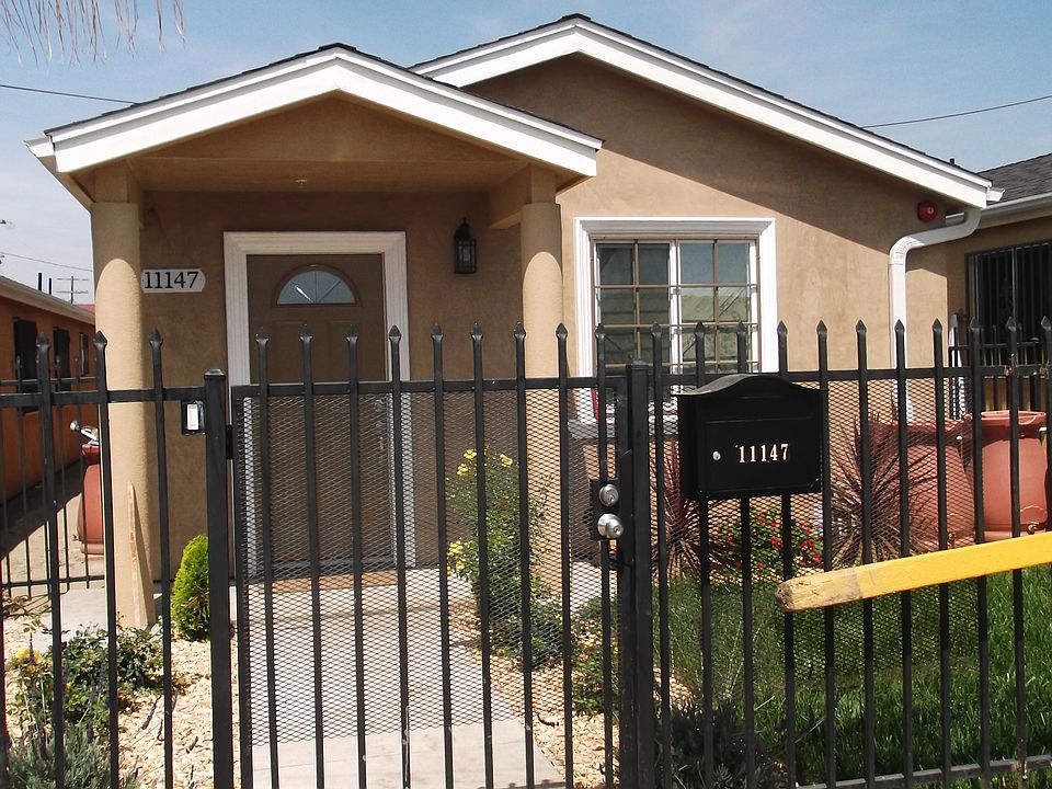1st image of 11147 Compton Ave