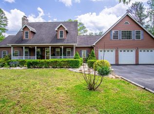 1975 River Rd, Williamsburg, KY 40769