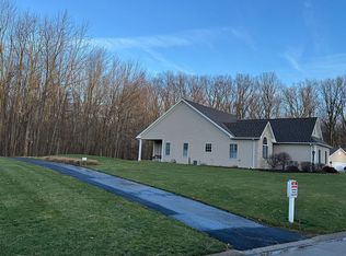 33872 Mapleridge Blvd, Avon, OH 44011