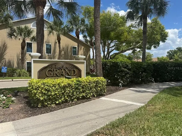 4037 Crockers Lake Blvd #25, Sarasota, FL 34238