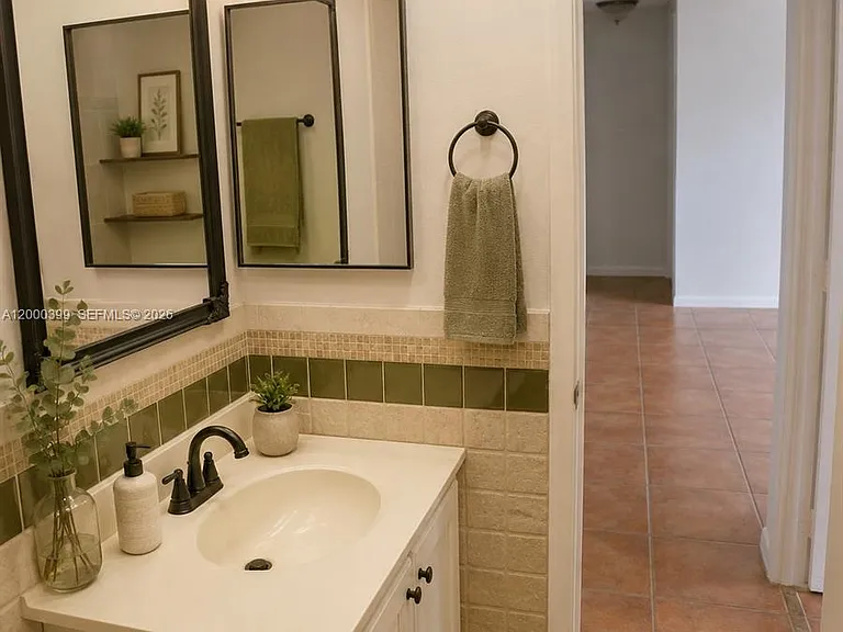 8050 W McNab Rd #206 — Photo 22