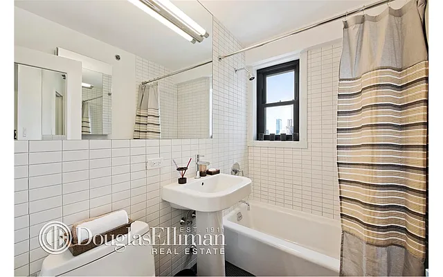 Rented by Douglas Elliman | media 17