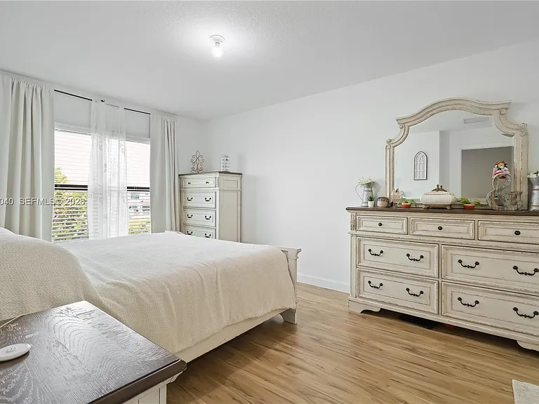 2014 Sugar Maple Dr #2014 — Photo 20