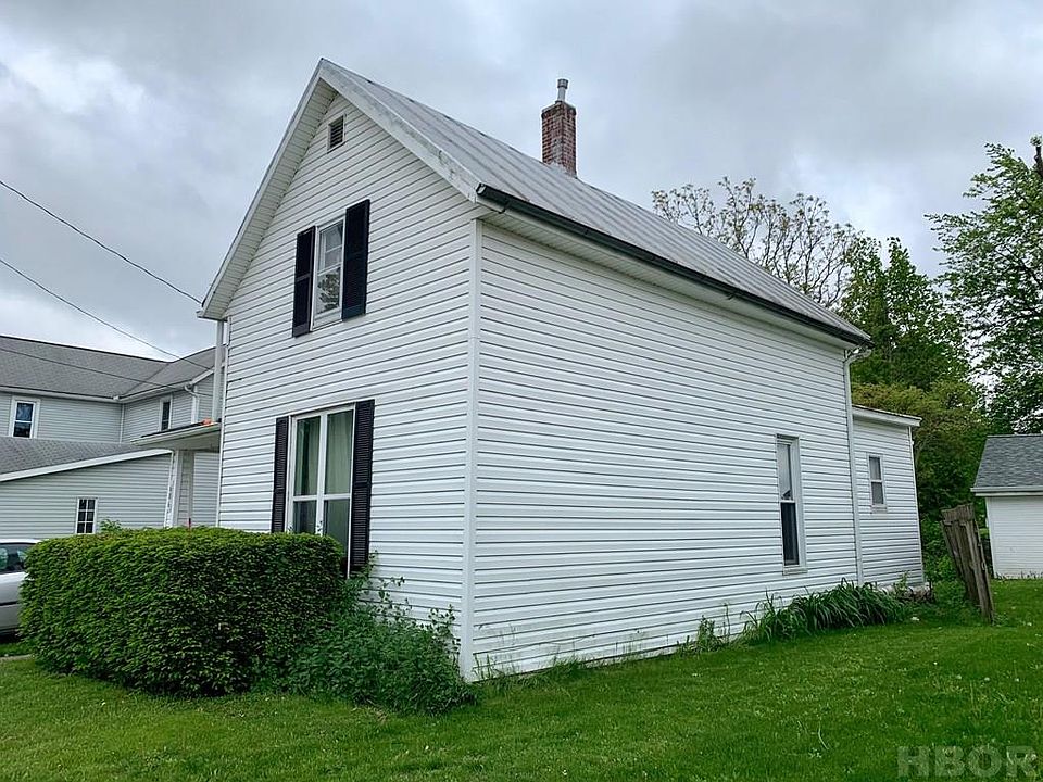 2nd image of 606 W Sycamore St #1
