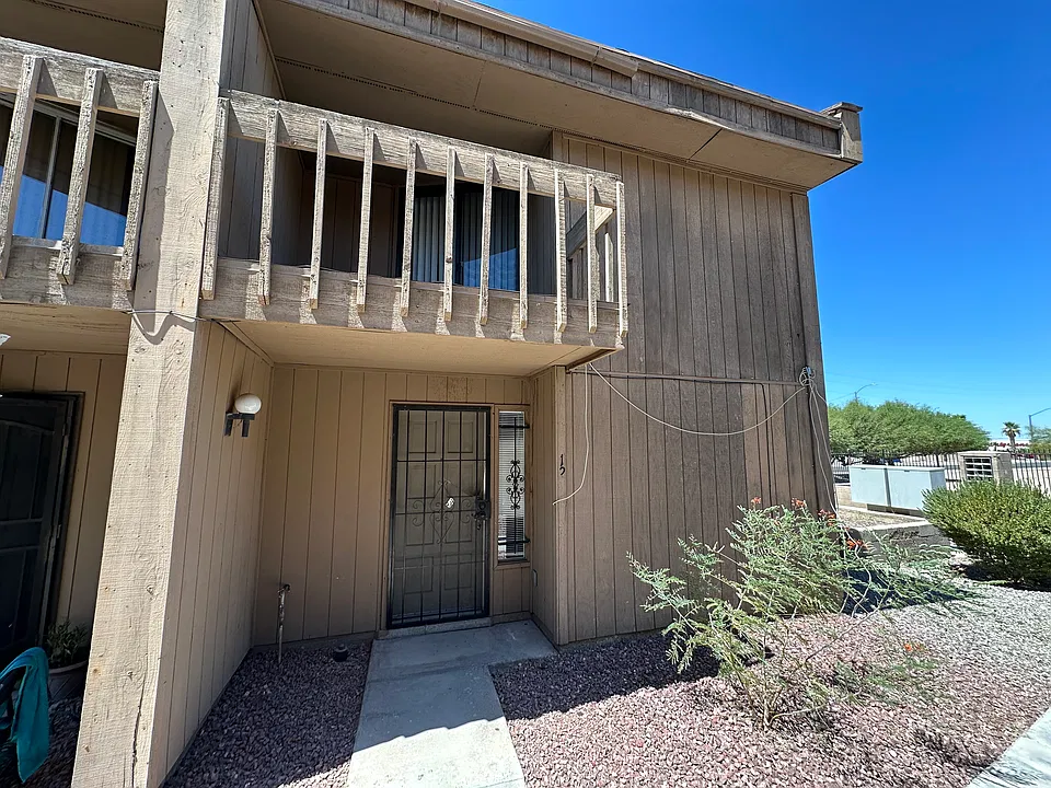833 S Avenue A #12
