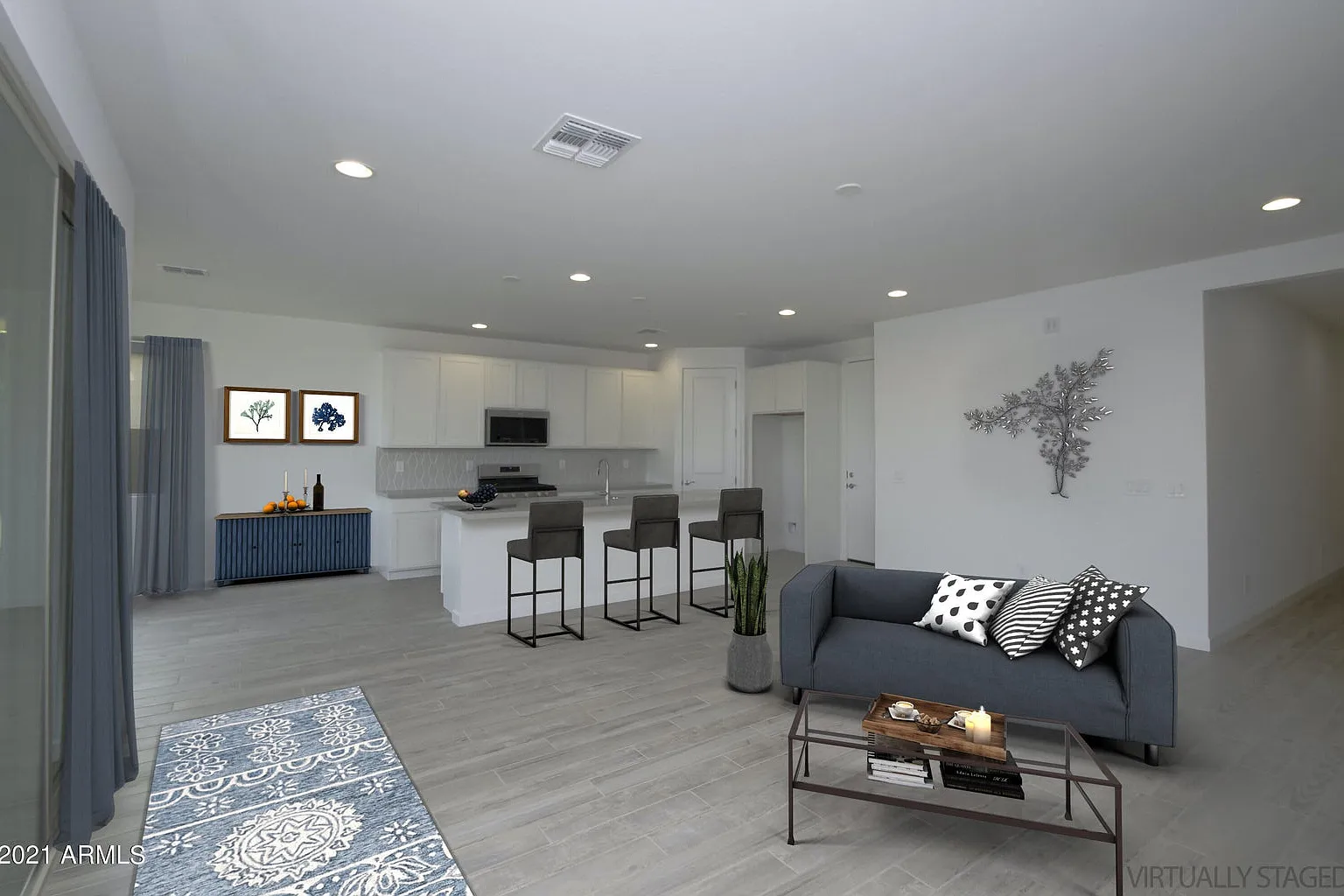 3 bed, 1567 sqft, $2,275 — Photo 3