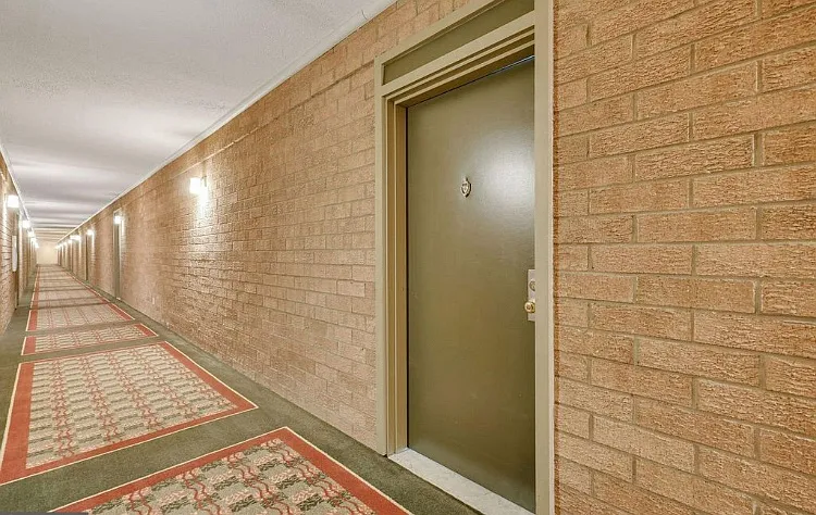 1 bed, 785 sqft, $2,250 — Photo 3
