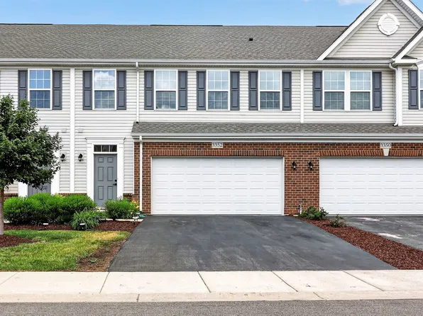 3352 Helene Reider Dr, Montgomery, IL 60538