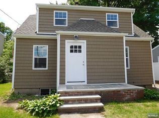 3-12 26th St #1X, Fair Lawn, NJ 07410