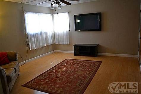 2nd image of 1755 Westview Dr