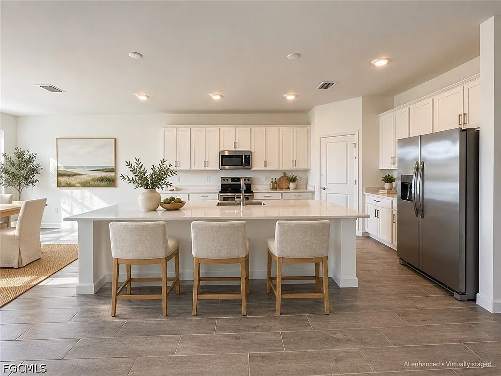 3 bed, 3.0 bath, 2445 sqft, $3,100 — Photo 2