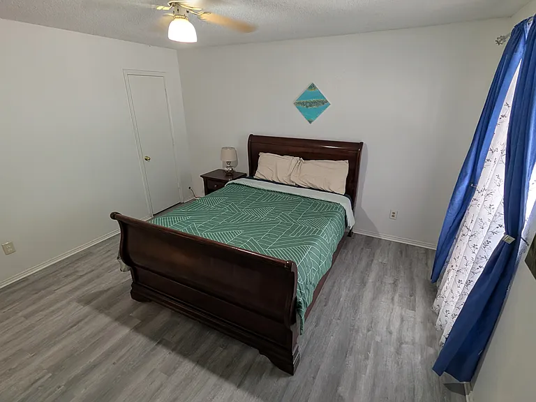 3216 Meadowview Dr — Photo 23