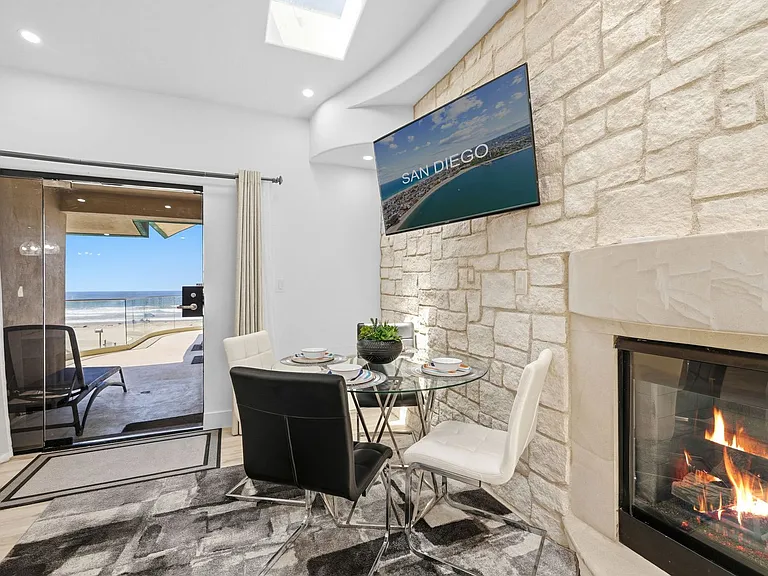 3443 Ocean Front Walk #G — Photo 9