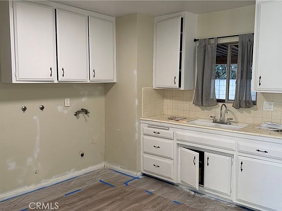 2nd image of 5026 Quigley St