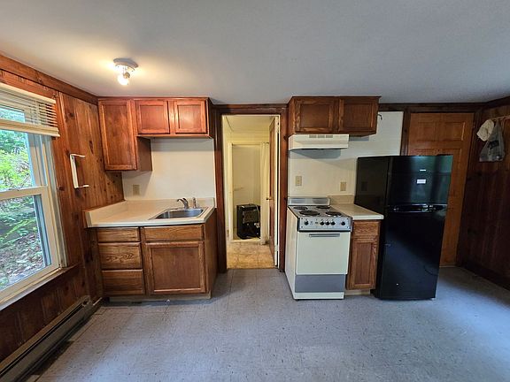 4th image of 210 Buena Vista Dr #1