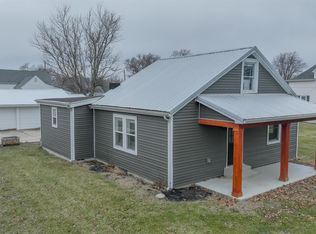 204 N Meadow St, Otterbein, IN 47970