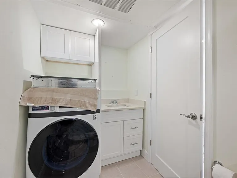 240 Medallion Blvd #A — Photo 14