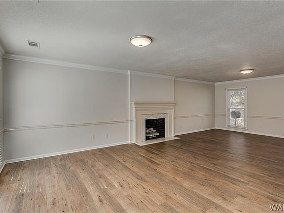 4th image of 4112 Lakepoint Dr
