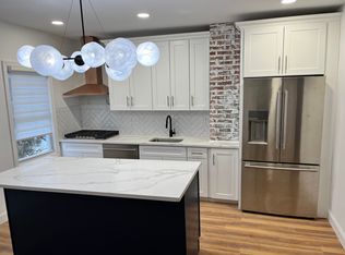 300 Bruce Park Ave #B, Greenwich, CT 06830