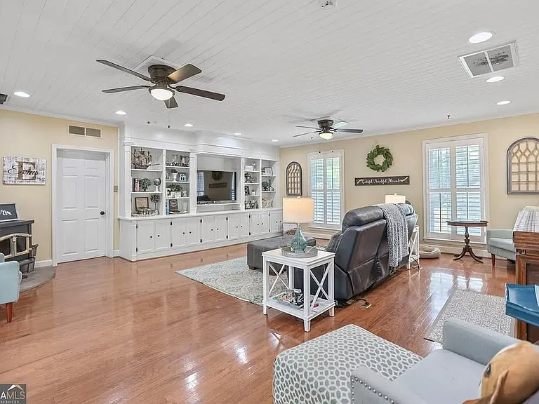 420 Ridgecrest Rd — Photo 8