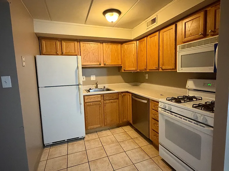 7748 Rockwell Ave #1 — Photo 2