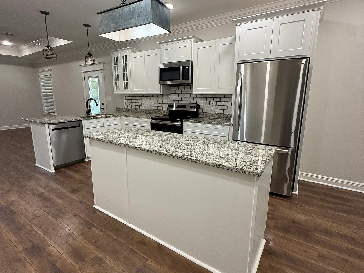 3 bed, 1659 sqft, $2,750 — Photo 4
