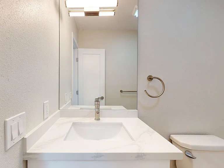 14709 S Budlong Ave — Photo 32