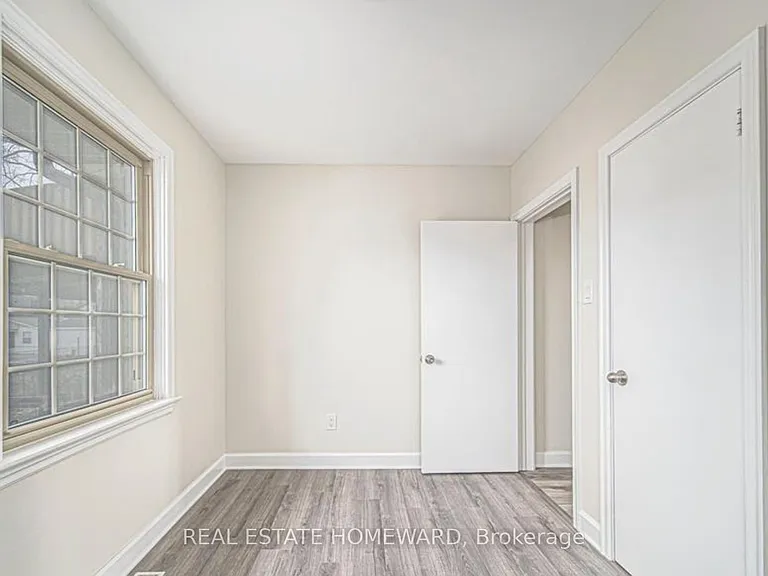 668 Harold Dr — Photo 15
