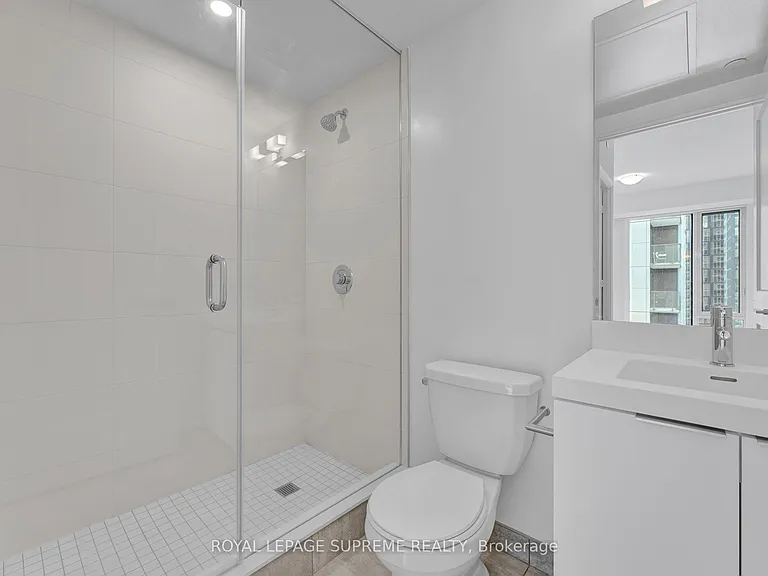 28 Widmer St #2929 — Photo 12