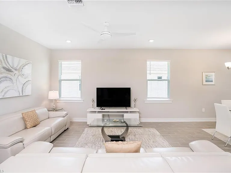 14541 Stern Way — Photo 3