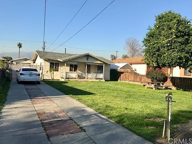 1st image of 225 W Angeleno Ave