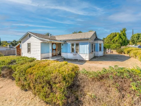 110 W Oak View Ave, Oak View, CA 93022