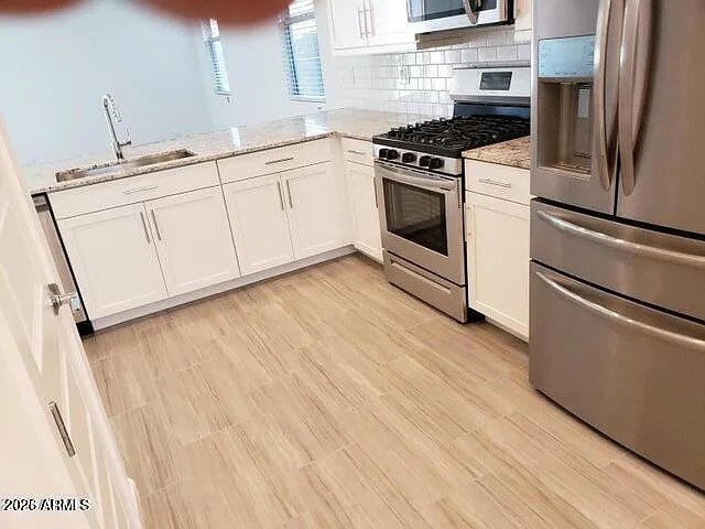 3703 S 63rd Dr — Photo 16
