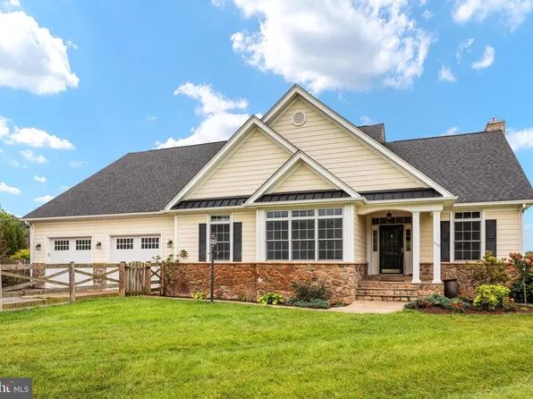 510 Harry Hiett Ln, Gore, VA 22637