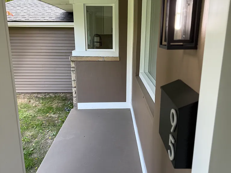 95 Penarrow Rd — Photo 3