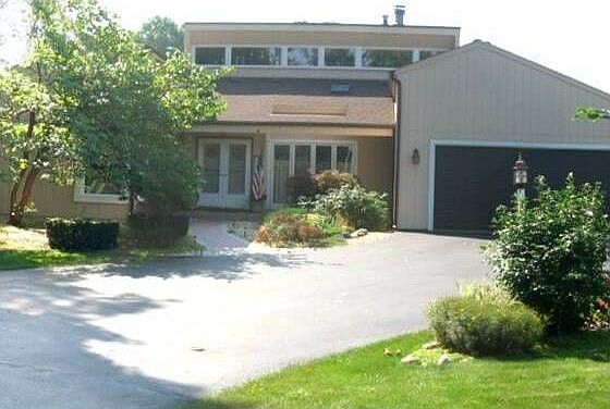 1st image of 6411 W 123rd St