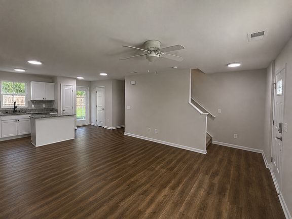 3rd image of 216 Ralston Rd