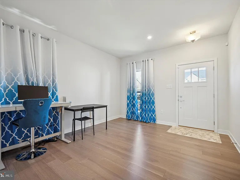 8036 Milltown Cir — Photo 3