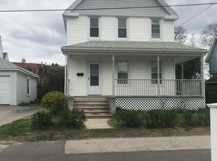 2 Cabin Ct, Westerly, RI 02891