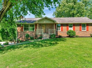 807 Dry Creek Rd, Goodlettsville, TN 37072