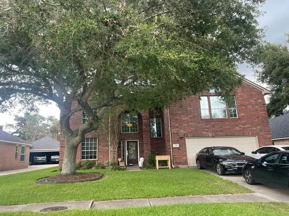4540 Canyon Crest Dr, League City, TX 77573