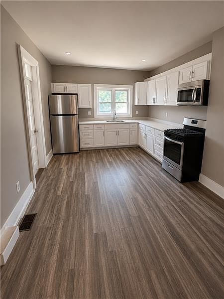 1st image of 57 Bedford St