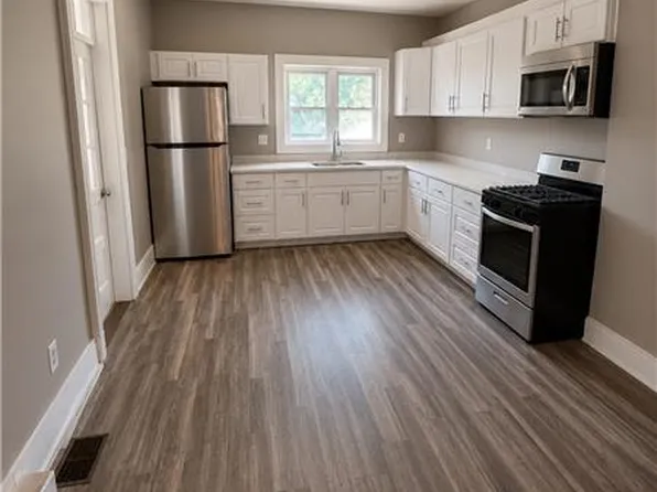 57 Bedford St, Waltham, MA 02453