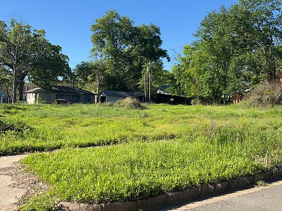 5th image of 533 & 539 Nacogdoches St
